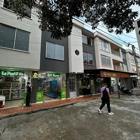 Hotel Villa Grant 阿瓜奇卡 外观 照片